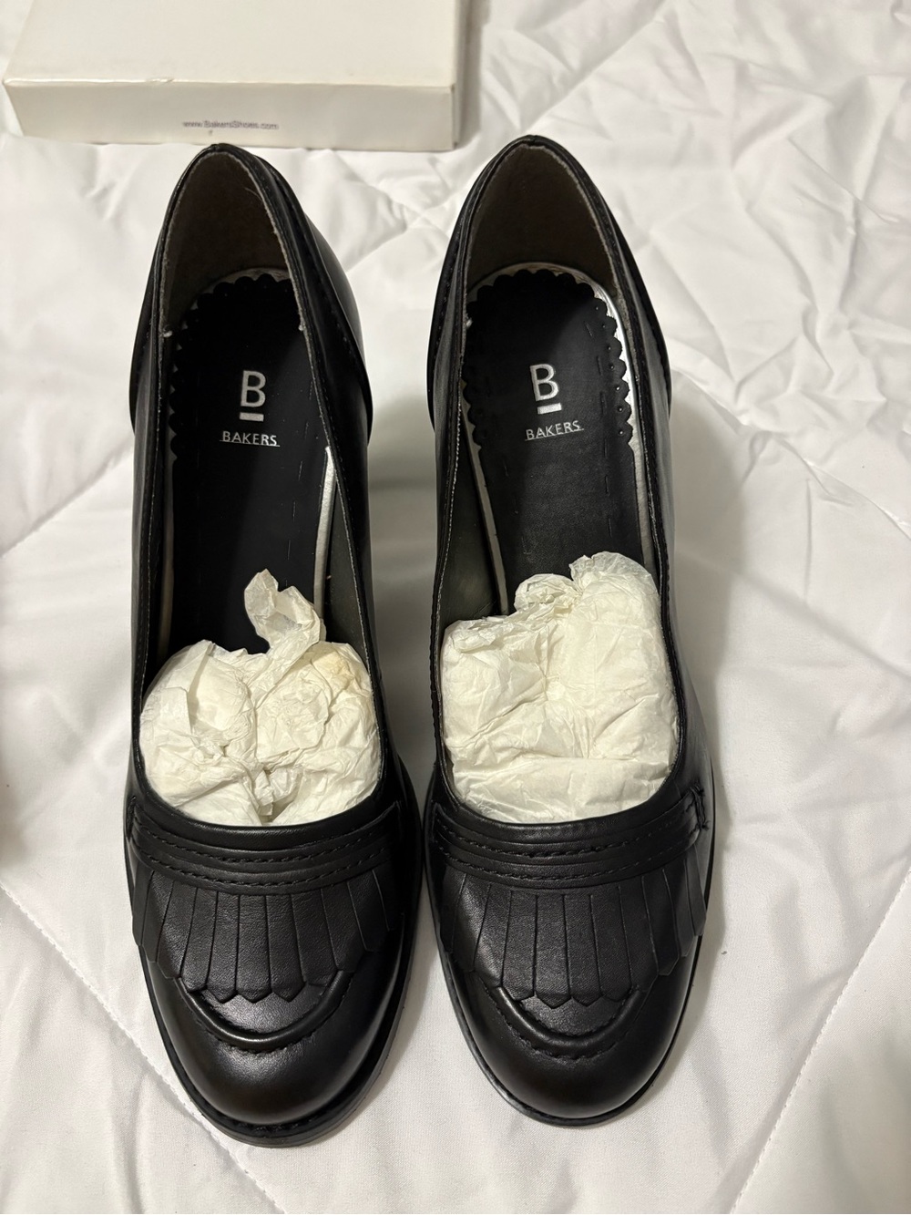 Bakers Shoes Annie Black Leather with Fringe Kiltie Accent Size 8 Medium